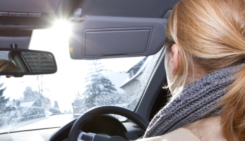 Fiți pregătiți să conduceți pe timp de iarnă cu ochelarii potriviți