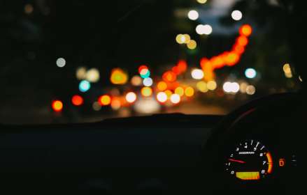 Razões pelas quais você não pode ver enquanto dirige à noite