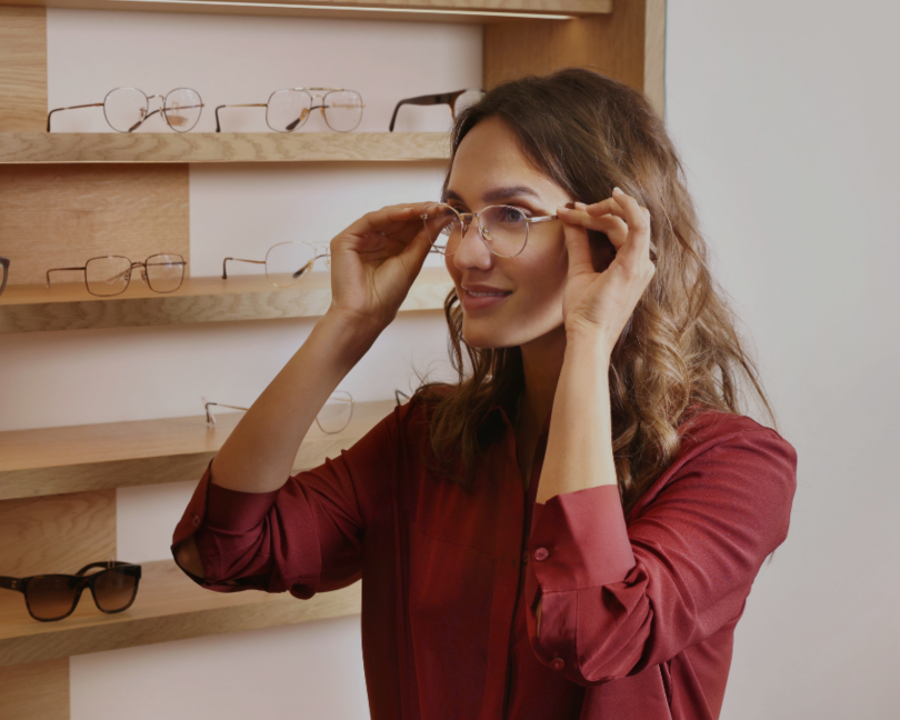 What is an Essilor Expert optician?